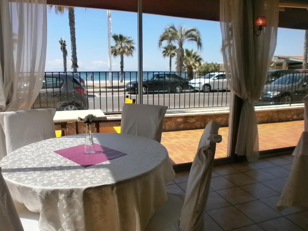 Hotel Bel Azur Six-Fours-les-Plages Ngoại thất bức ảnh